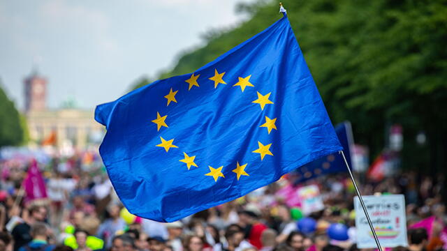 Más de 427 millones de europeos empiezan a elegir a los 751 eurodiputados del Parlamento