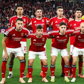 Richard Ríos en la formación titular del Benfica contra Nápoles en la Champions League. 