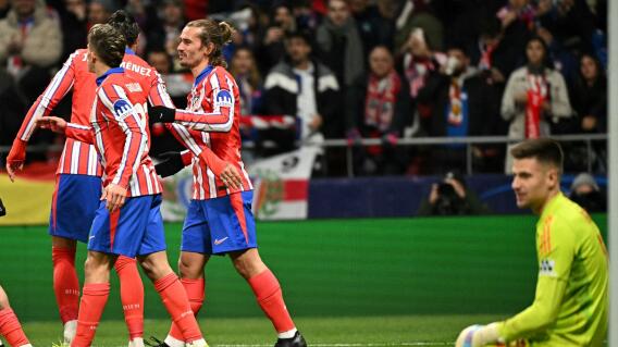 Jugadores de Atlético de Madrid festejando anotación por la Copa del Rey. Jugadores de Atlético de Madrid festejando anotación por la Copa del Rey.