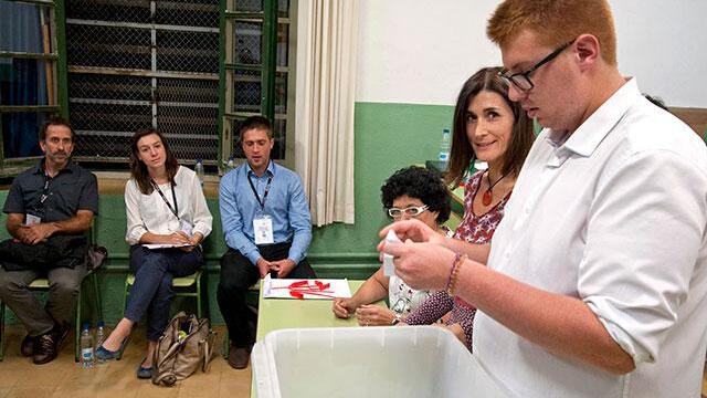 Gobierno catalán afirma que el sí a la independencia ganó con 90% de votos