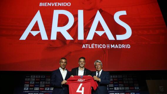 286086_santiago_arias_atletico_de_madrid_130818_tw_atleti_e.jpg 286086_santiago_arias_atletico_de_madrid_130818_tw_atleti_e.jpg