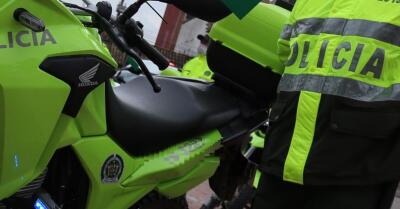 Policías que habrían protagonizado robo en Bogotá fueron apartados de sus cargos Policías que habrían protagonizado robo en Bogotá fueron apartados de sus cargos