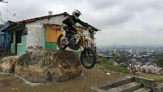 640-downhill-urbano-cali-2.jpg 640-downhill-urbano-cali-2.jpg
