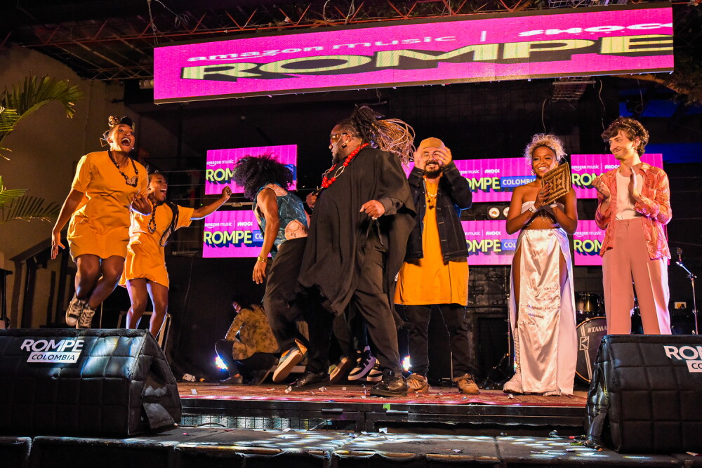 Afrolegends Rompe Colombia 3.jpg