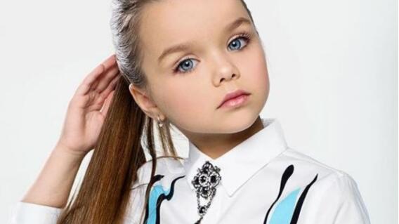 6802_La Kalle - La niña más linda del mundo - Foto referencia Instagram 6802_La Kalle - La niña más linda del mundo - Foto referencia Instagram