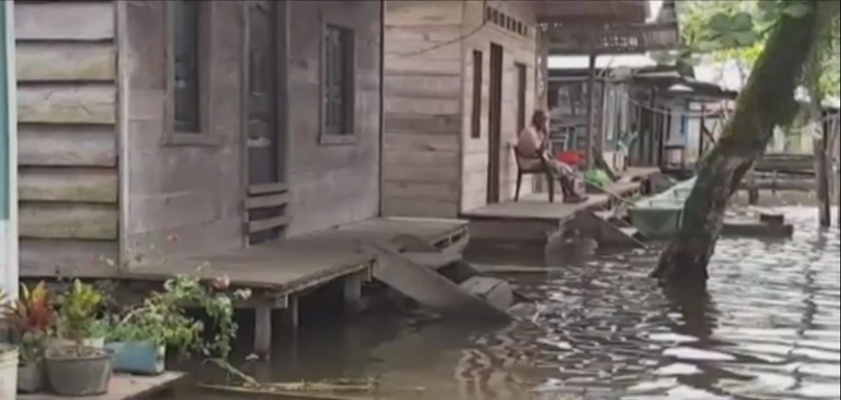 Quibdo Raining Inundaciones por desbordamiento del río Atrato afecta a habitantes de ...