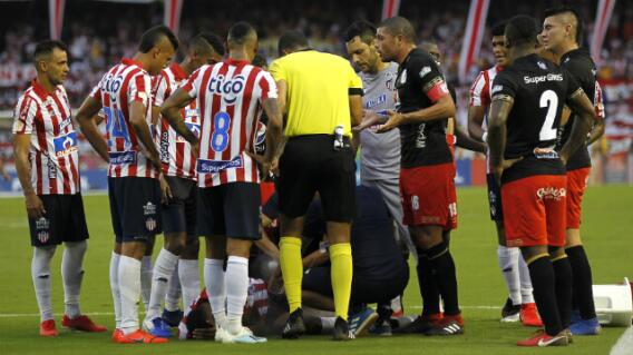 326176_Junior vs América