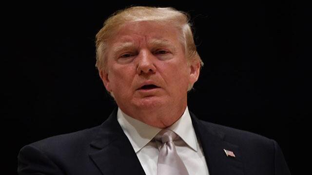 En el día que los estadounidenses honran memoria de Martin Luther King Jr, Trump niega ser racista