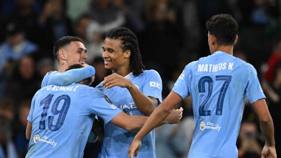 Manchester City inició con pie derecho su defensa del título en Champions, tras vencer 3-1 a Estrella Roja, por la fecha 1. Manchester City inició con pie derecho su defensa del título en Champions, tras vencer 3-1 a Estrella Roja, por la fecha 1.