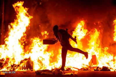 disturbios-barcelona_efe.jpg