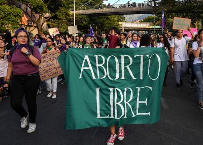356693_Manifestantes a favor del derecho al aborto // Foto: AFP