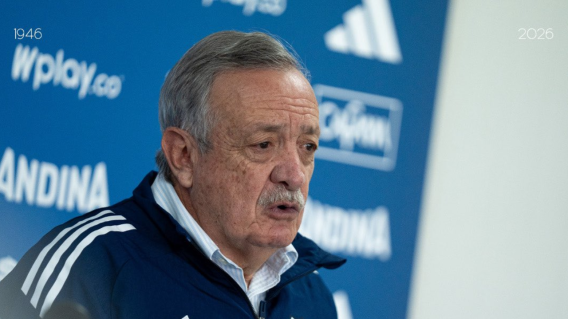 Enrique Camacho, presidente de Millonarios, en rueda de prensa.