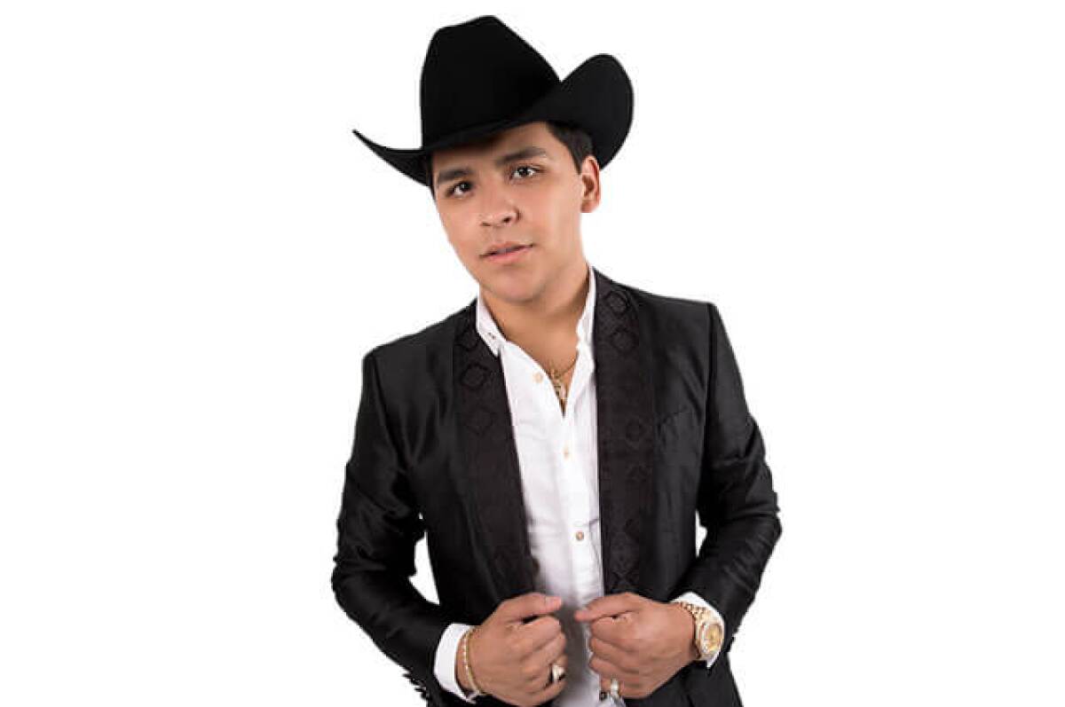 christian-nodal.jpg
