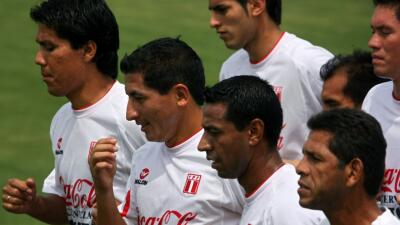 Nolberto Solano en una de las sesión de entrenamiento con la Selección de Perú.