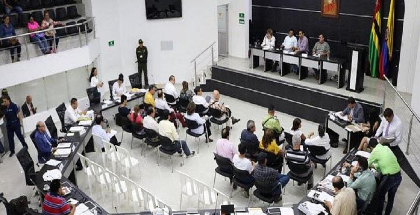 352429_BLU Radio. Salón de la Asamblea de Santander / Foto: Asamblea