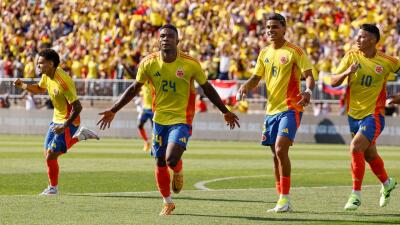 Colombia gana 3-0 frente a Bolivia