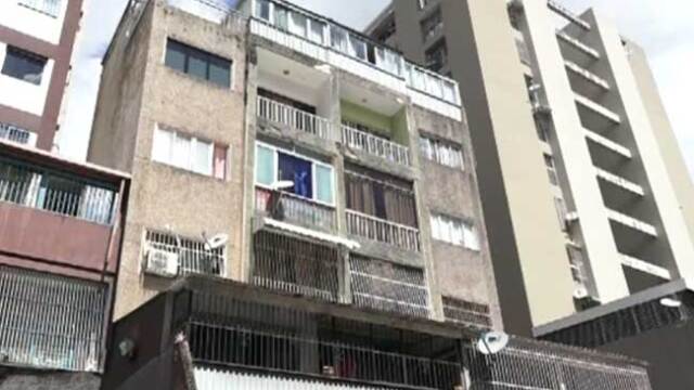 Crisis en Venezuela obliga a vender las casas ‘a precio de huevo’ Crisis en Venezuela obliga a vender las casas ‘a precio de huevo’