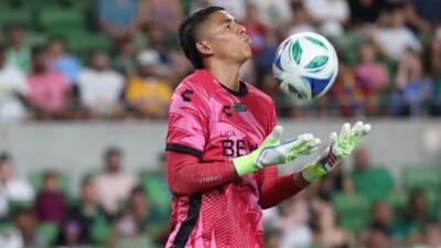 Kevin Mier, arquero colombiano que milita en Cruz Azul. 