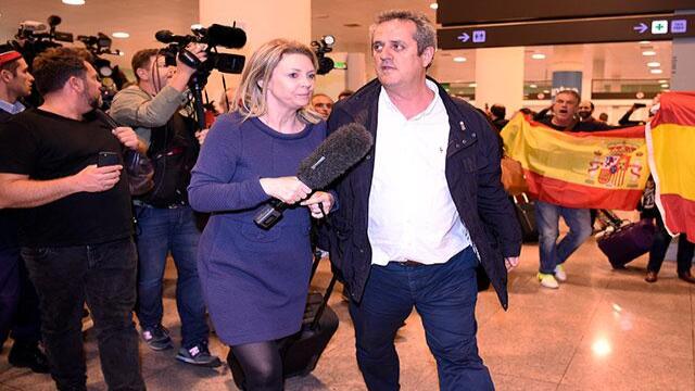 Regresan a España dos exministros catalanes señalados de sedición y malversación