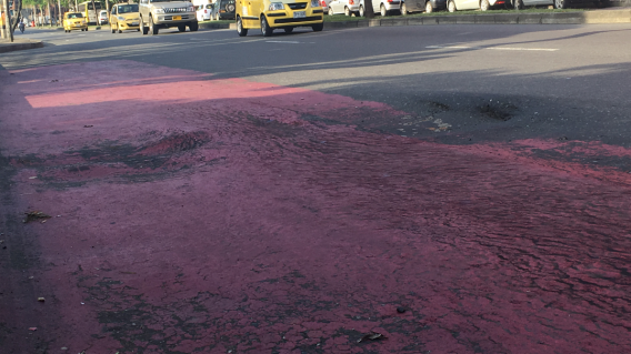 264849_BLU Radio. Huecos en la vía / Foto de referencia: BLU Radio