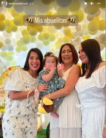 abuelas de Adhara Valdiri.png