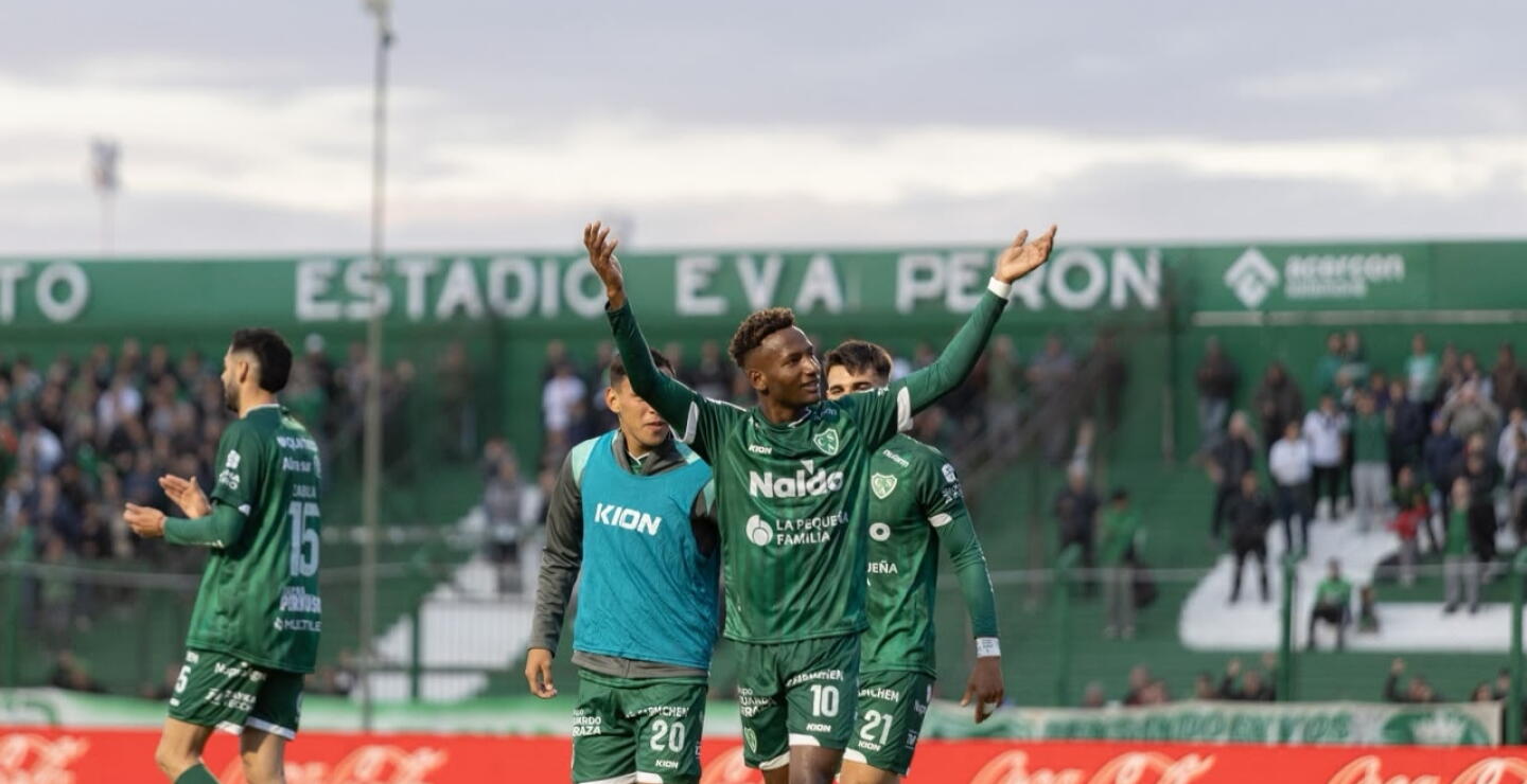  Jhon Rentería, jugador de Sarmiento de Junín.