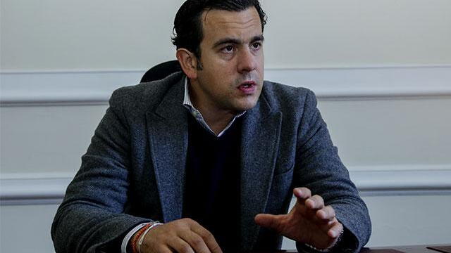“No pupitrearemos nada, aquí todo se va a deliberar y discutir”, dice presidente de Cámara sobre JEP