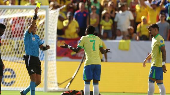 Infracción sobre James Rodríguez de Vinicius Junior, en Selección Colombia vs. Brasil, por la Copa América 2024 Infracción sobre James Rodríguez de Vinicius Junior, en Selección Colombia vs. Brasil, por la Copa América 2024