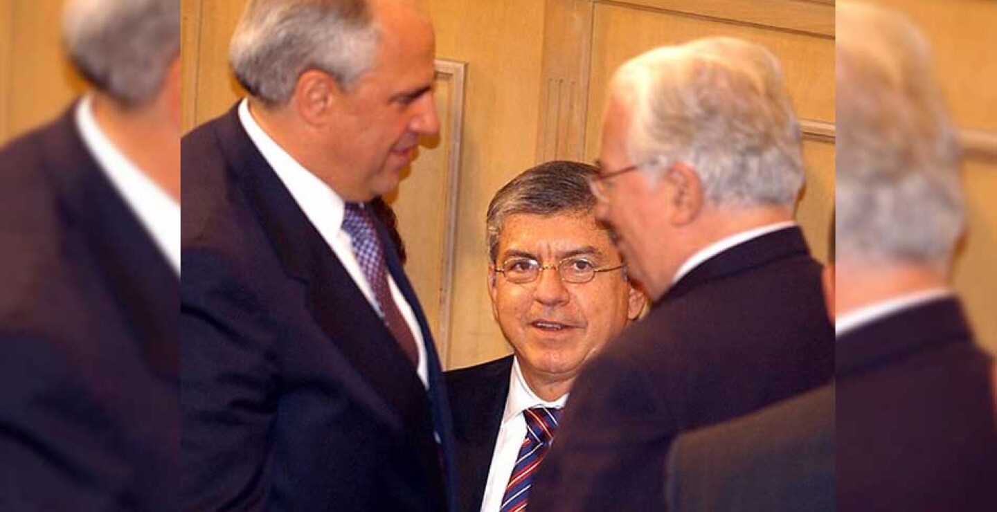 belisariobetancurfacetas_21_0.jpg
