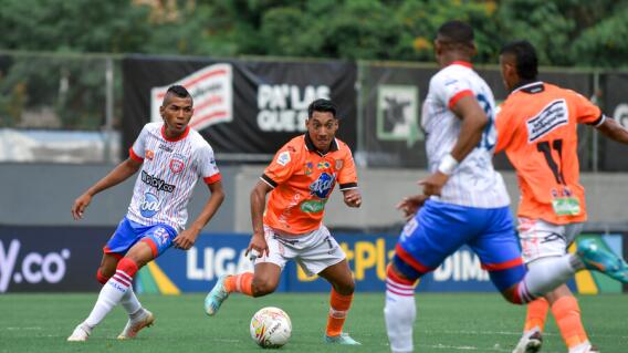 Acción de juego del partido entre Envigado y Unión Magdalena, por la fecha 3 de la Liga II-2023 del fútbol colombiano Acción de juego del partido entre Envigado y Unión Magdalena, por la fecha 3 de la Liga II-2023 del fútbol colombiano