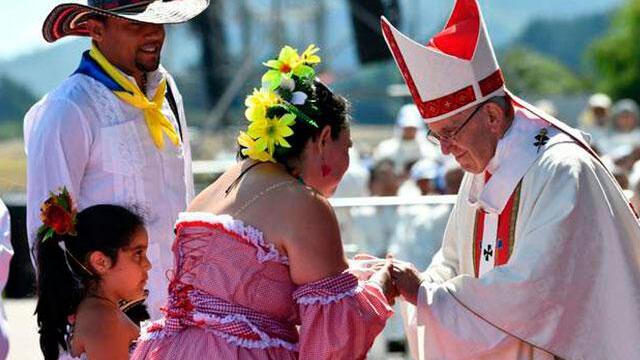 Tensión durante visita del papa Francisco a Temuco, Chile, por ataques a iglesias