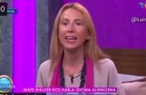 Mujer que habla Alienigena