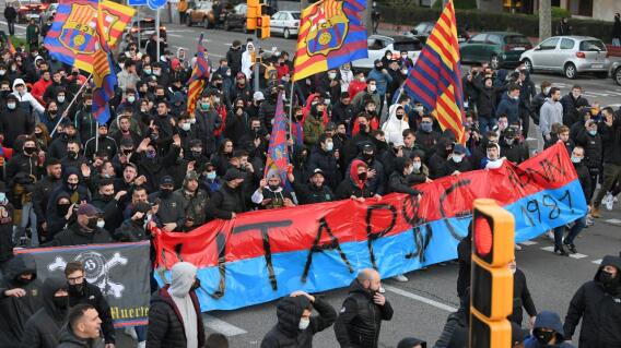 BARCELONA-PSG-FANS BARCELONA-PSG-FANS