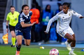 Linda Caicedo en Real Madrid vs. París FC por la Champions League femenina.