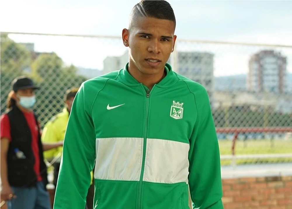 Kevin Mier.jpg Kevin Mier.jpg