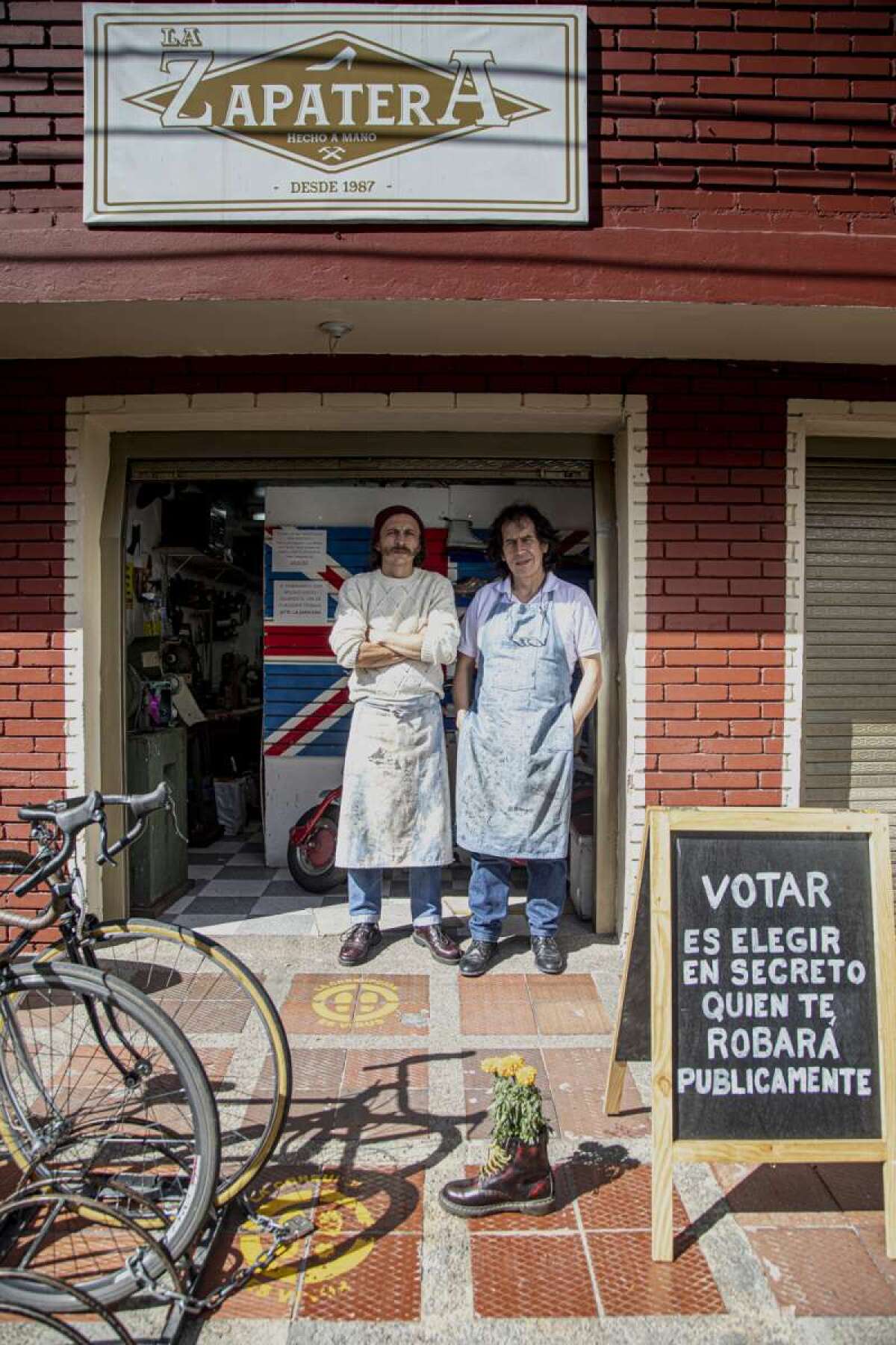 648381_zapatos_punk_bogota_chapinero_alejandro_gomez_34.jpg