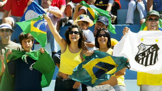 281525_hinchasdebrasil120618afp_e.jpg