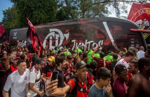 350620_BLU Radio. Despedida de los hinchas al Flamengo / Foto: AFP