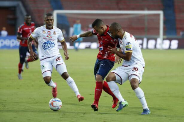 292207_medeellintolima_201118_colp_e.jpg