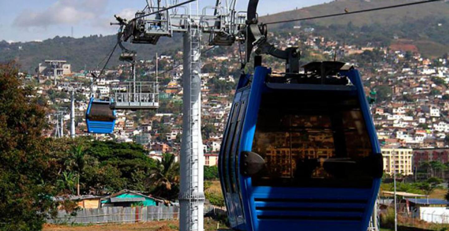 292352_Blu Radio / Denuncian que en cabinas del MIO Cable caleños cumplen sus fantasías sexuales. Foto: Alcaldía de Cali.