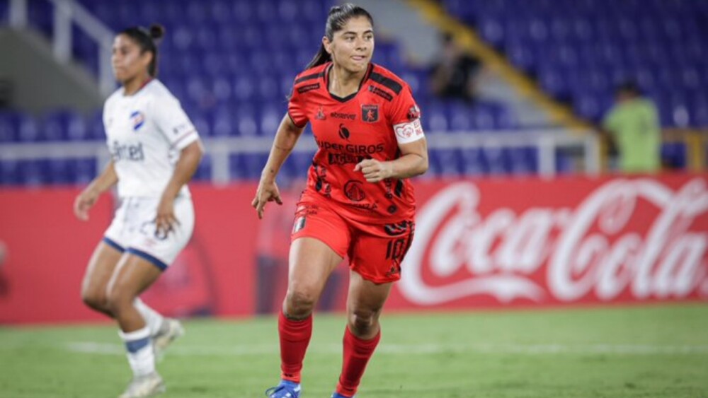 Catalina Usme, capitana de América en la Libertadores Catalina Usme, capitana de América en la Libertadores