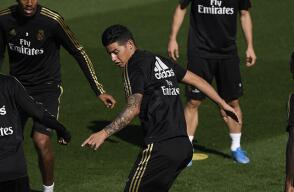 332255_James Rodríguez en los entrenamientos del Real Madrid
