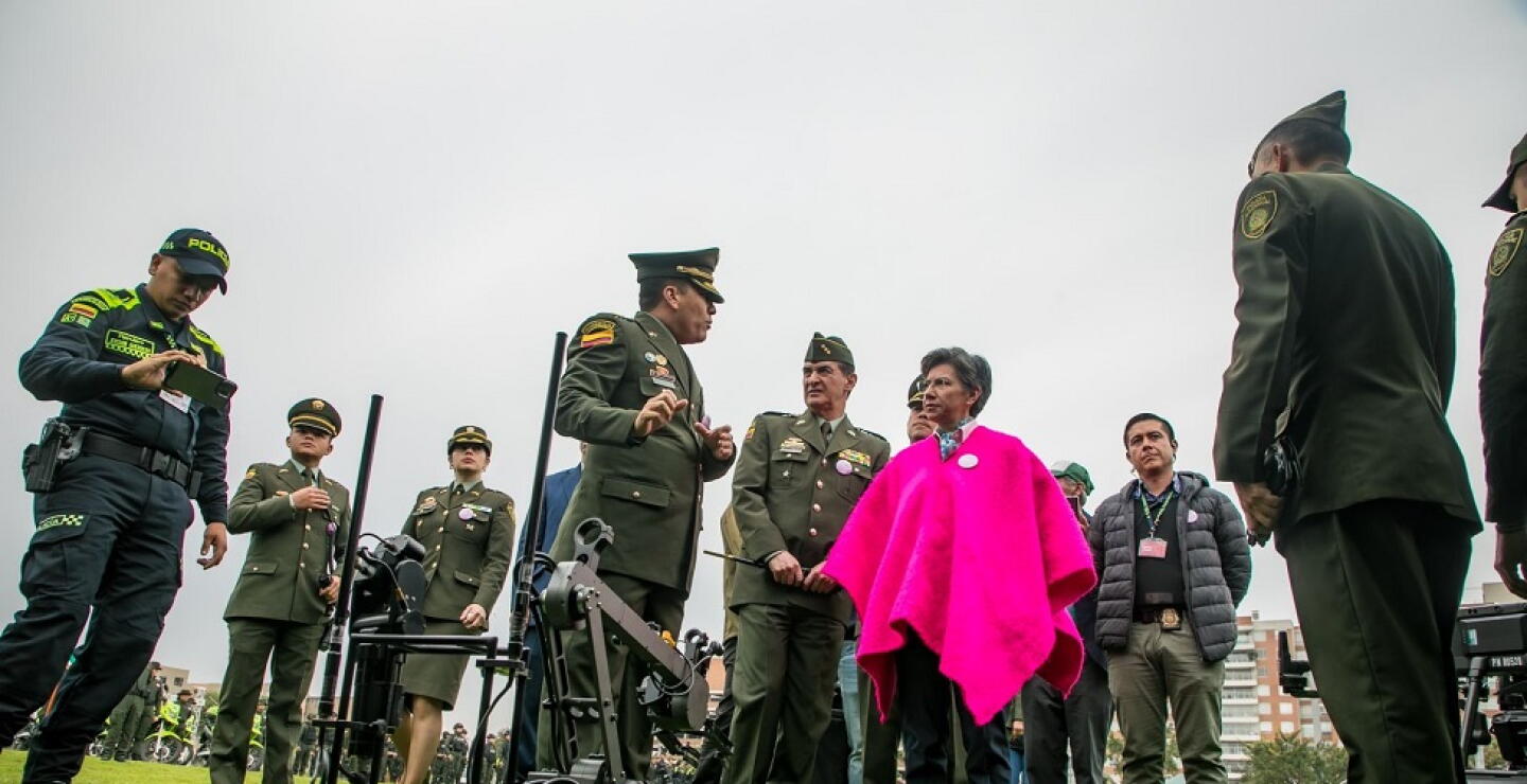 “Nueve meses de ingenuidad frente a grupos criminales”: Claudia López cuestiona la paz total