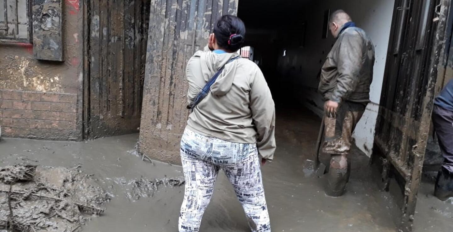 312051_BLU Radio. Avalancha en San Gil / Foto: Blu Radio.