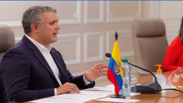 Vuelos internacionales permanecerán cerrados después del 27 de abril: presidente Duque  