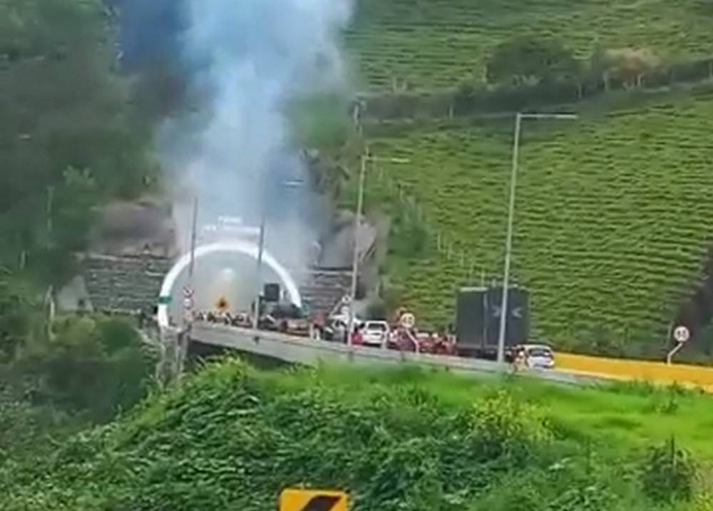 Grave accidente en el túnel Los Venados de la vía La Línea enluta a Colombia | Nación | BluRadio