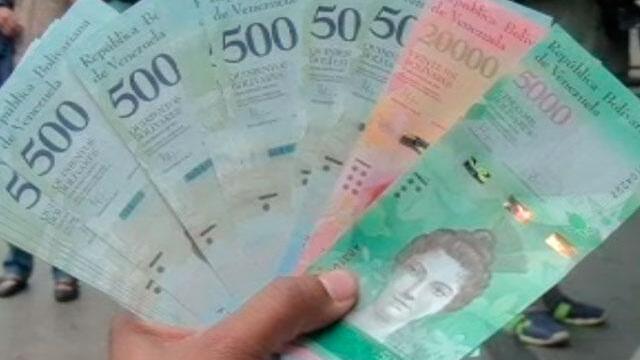 Venezuela avanza hacia la flexibilización en compra y venta de divisas