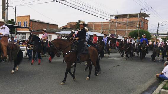 cabalgata-vallecaucanidad.jpg