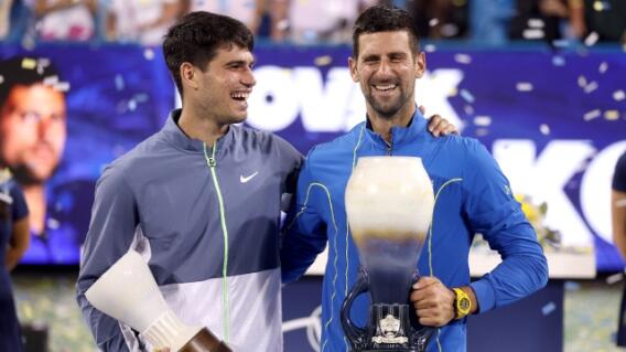 Carlos Alcaraz y Novak Djokovic en la final del Masters 1.000 de Cincinnati Carlos Alcaraz y Novak Djokovic en la final del Masters 1.000 de Cincinnati