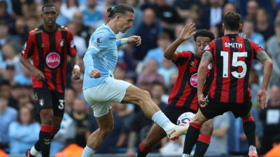 Acción de juego entre Manchester City y Bournemouth, en partido de la Premier League. 